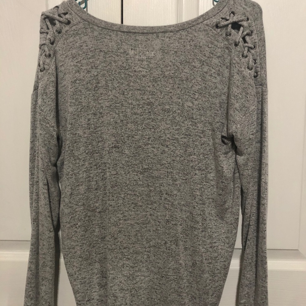 Sweater - Picture 2 of 3